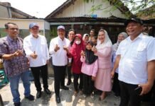 Pesan Gus Ipul pada Penerima YAPI: Jangan Putus Sekolah