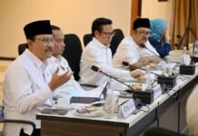 Gus Ipul Bahas Langkah Strategis Penyaluran Bansos