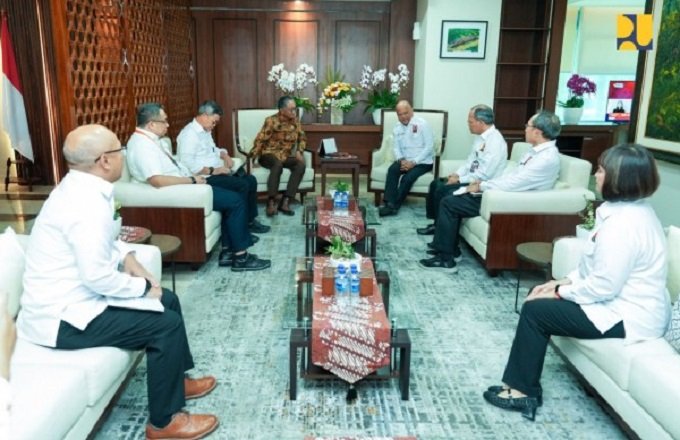 kolaborasi-bersama-pii-kementerian-pu-dorong-reindustrialisasi-untuk-perkuat-infrastruktur-dan-ekonomi-nasional-WhatsApp Image 2025-02-13 at 13.36.16
