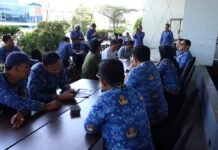 Sosialisasi Penertiban Jalur Inspeksi Sungai, Camat Kemuning Turun Langsung