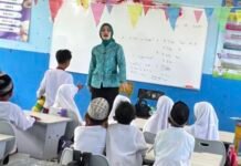 Lurah Satu Ilir Ikut mendampingi Bapak dan Ibu Camat Cek Kesehatan Anak, Belajar dan Mengajar di SDN 65 Pulau Kemarau