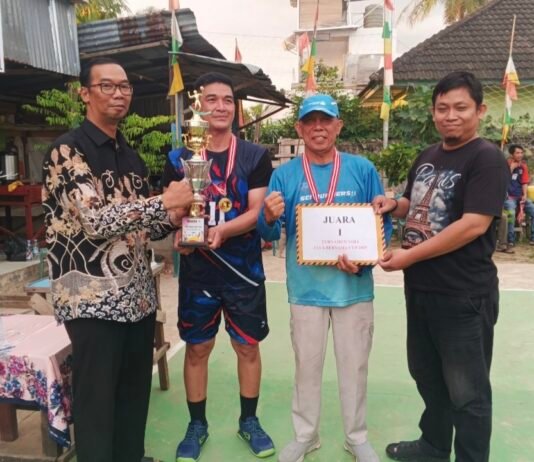 Lurah 16 Ulu Dukung Penuh Gelaran Turnamen Voli antar RT, RT 18 Raih Juara Pertama