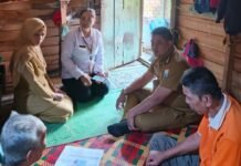 Inspiratif! Camat Ilir Barat Satu Sisihkan Bantuan Pribadi, Dorong Pendamping Sosial Percepat Bantuan PKH dan Kebutuhan Pangan Keluarga Sakit