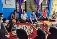 Jum’at Berkah di Sungai Selincah, Camat Kalidoni Salurkan Bantuan Pangan Lewat Inovasi Sosial