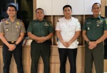 Perkokoh Kerukunan Warga, Unsur Tripika Kertapati Duduk Bersama di Ruang Kerja Camat