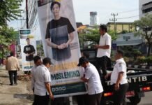 Respons Cepat Perintah Walikota, Trantib IB I Bersihkan Spanduk Tak Berizin