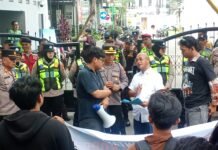 AMPP Kembali Kepung Kejari Palembang, Desak Bongkar Tuntas Dugaan Korupsi Proyek Lampu Jalan Tenaga Surya