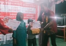 Bukan Cuma Panjat Pinang, Warga Sako Dorong Kemerdekaan yang Nyata untuk Rakyat