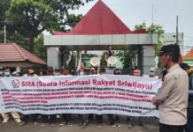Tuntut Segera Tutup PT. Samora Usaha Jaya OKI, SIRA Gelar Aksi di Kantor Gubernur