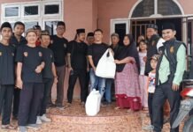 Mafia Paranormal Pimpin Aksi Sabtu Berbagi, PP SSKS Sasar Panti Asuhan dan Warga di Simpang Polda Palembang